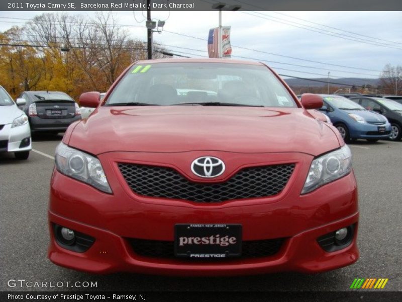 Barcelona Red Metallic / Dark Charcoal 2011 Toyota Camry SE