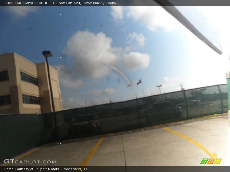 Onyx Black / Ebony 2009 GMC Sierra 2500HD SLE Crew Cab 4x4