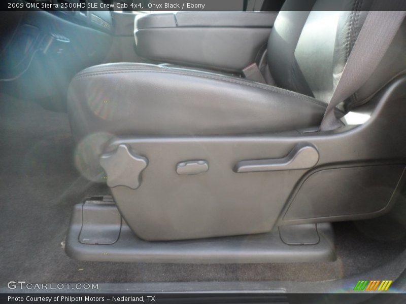 Onyx Black / Ebony 2009 GMC Sierra 2500HD SLE Crew Cab 4x4