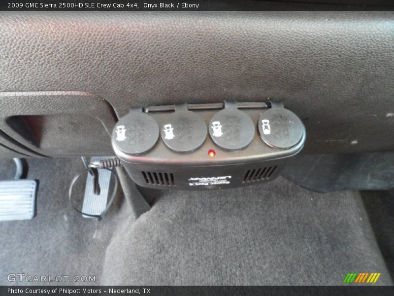 Onyx Black / Ebony 2009 GMC Sierra 2500HD SLE Crew Cab 4x4