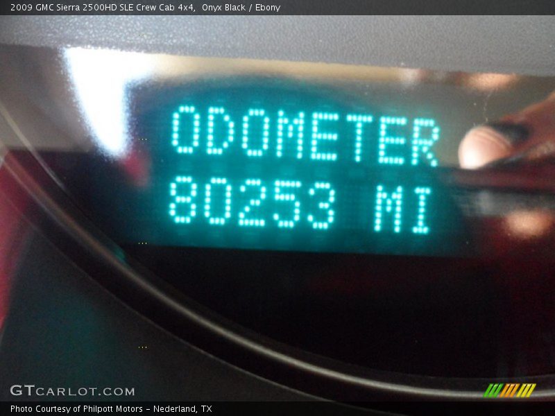 Onyx Black / Ebony 2009 GMC Sierra 2500HD SLE Crew Cab 4x4