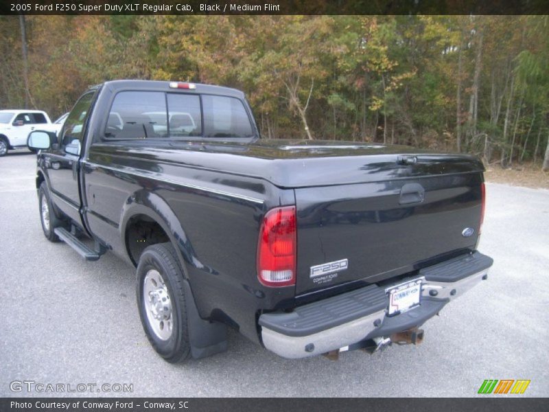 Black / Medium Flint 2005 Ford F250 Super Duty XLT Regular Cab