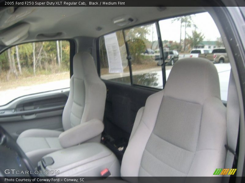 Black / Medium Flint 2005 Ford F250 Super Duty XLT Regular Cab