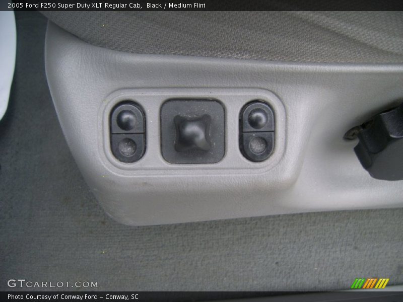 Black / Medium Flint 2005 Ford F250 Super Duty XLT Regular Cab