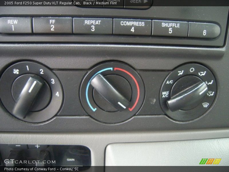 Black / Medium Flint 2005 Ford F250 Super Duty XLT Regular Cab