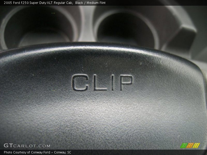 Black / Medium Flint 2005 Ford F250 Super Duty XLT Regular Cab