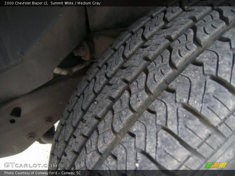 Summit White / Medium Gray 2000 Chevrolet Blazer LS