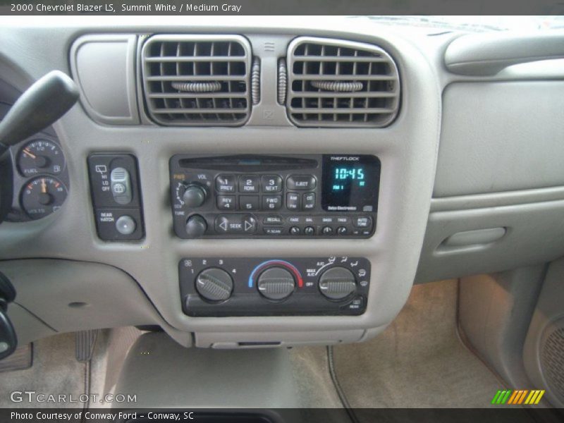 Summit White / Medium Gray 2000 Chevrolet Blazer LS