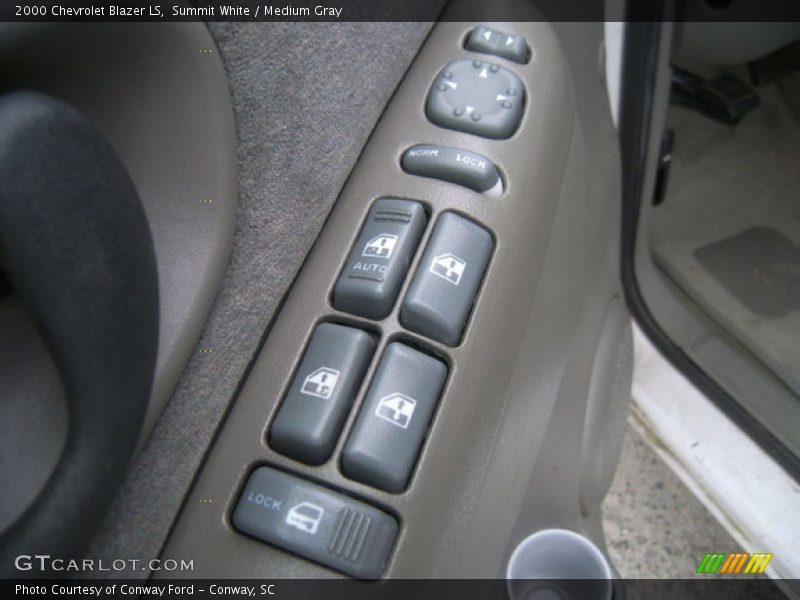 Summit White / Medium Gray 2000 Chevrolet Blazer LS