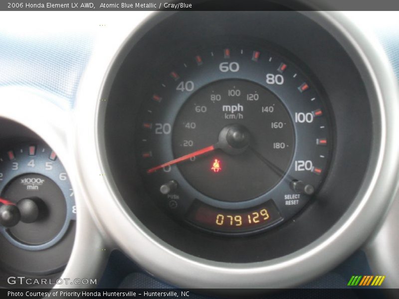 Atomic Blue Metallic / Gray/Blue 2006 Honda Element LX AWD