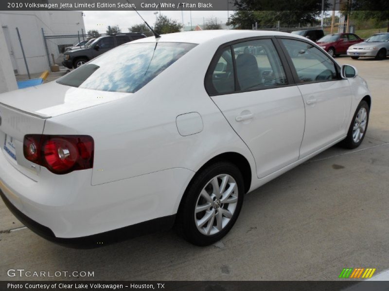 Candy White / Titan Black 2010 Volkswagen Jetta Limited Edition Sedan