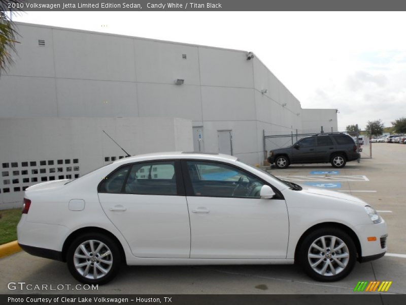 Candy White / Titan Black 2010 Volkswagen Jetta Limited Edition Sedan