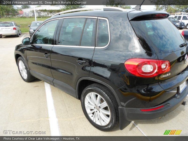 Deep Black Metallic / Charcoal 2009 Volkswagen Tiguan SE