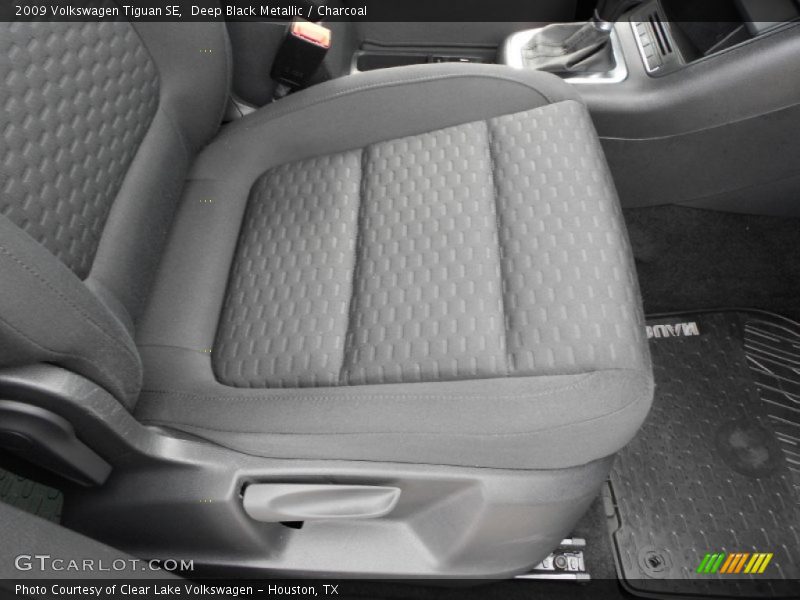 Deep Black Metallic / Charcoal 2009 Volkswagen Tiguan SE