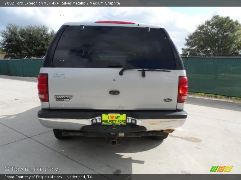 Silver Metallic / Medium Graphite 2002 Ford Expedition XLT 4x4