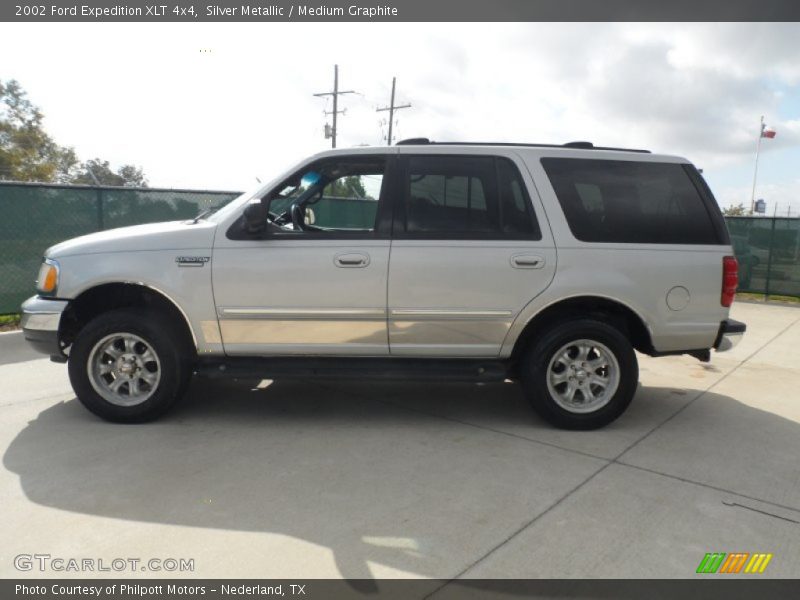 Silver Metallic / Medium Graphite 2002 Ford Expedition XLT 4x4
