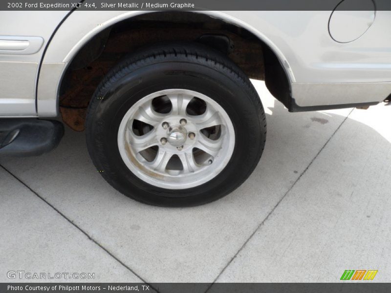 Silver Metallic / Medium Graphite 2002 Ford Expedition XLT 4x4