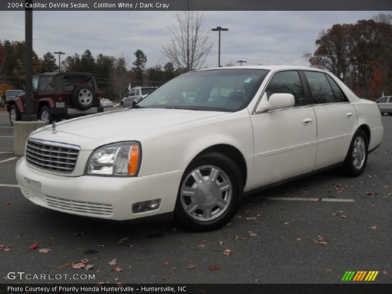 Cotillion White / Dark Gray 2004 Cadillac DeVille Sedan