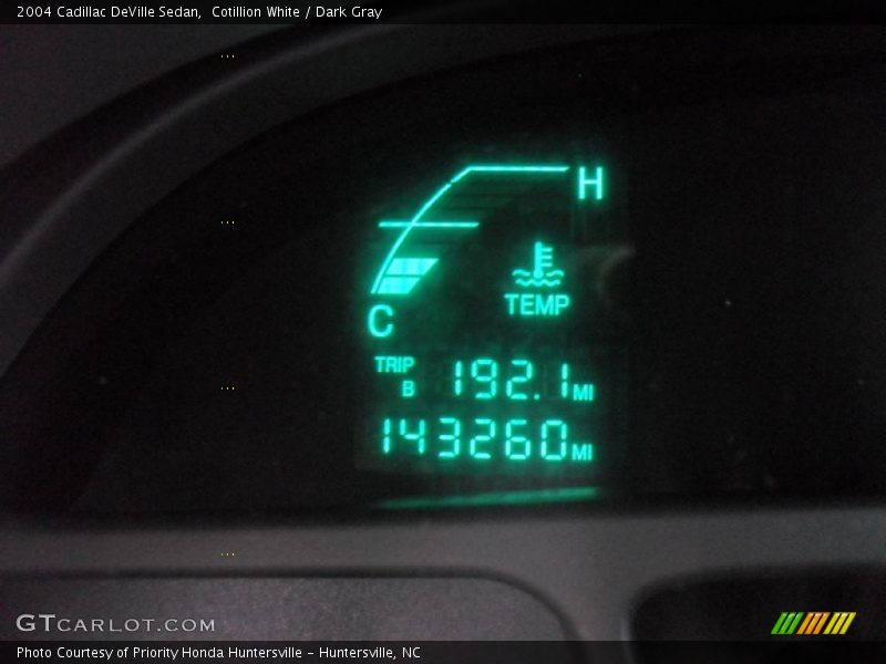 Cotillion White / Dark Gray 2004 Cadillac DeVille Sedan