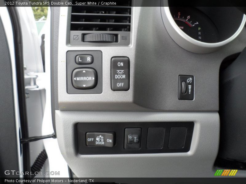 Super White / Graphite 2012 Toyota Tundra SR5 Double Cab