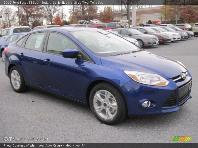 Sonic Blue Metallic / Two-Tone Sport 2012 Ford Focus SE Sport Sedan