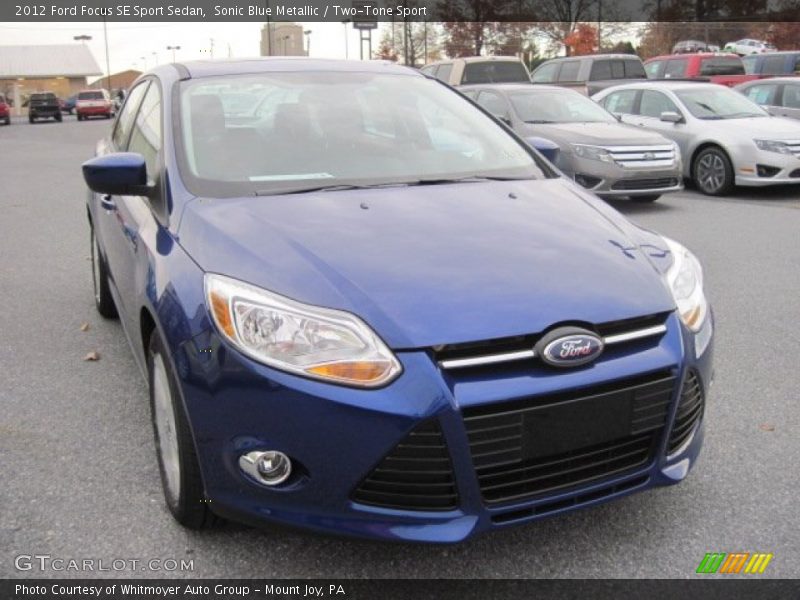 Sonic Blue Metallic / Two-Tone Sport 2012 Ford Focus SE Sport Sedan