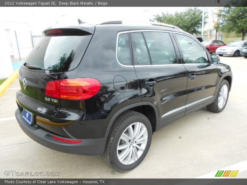 Deep Black Metallic / Beige 2012 Volkswagen Tiguan SE