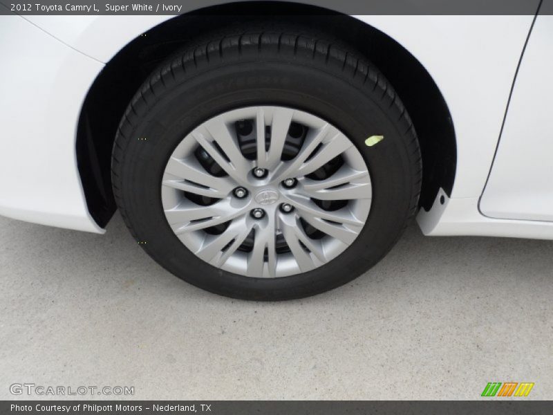 Super White / Ivory 2012 Toyota Camry L