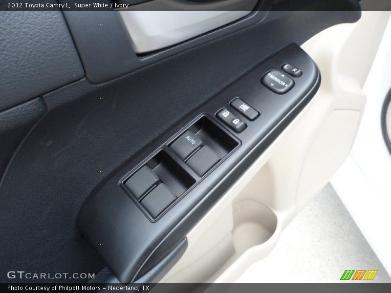 Super White / Ivory 2012 Toyota Camry L