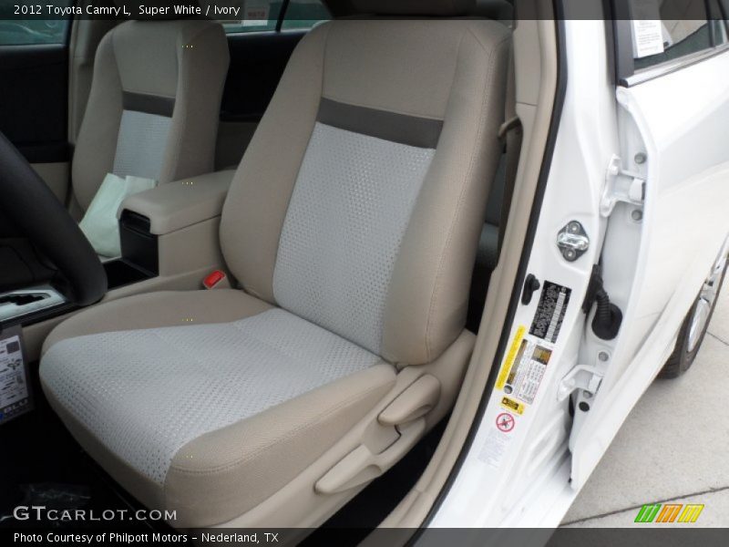 Super White / Ivory 2012 Toyota Camry L