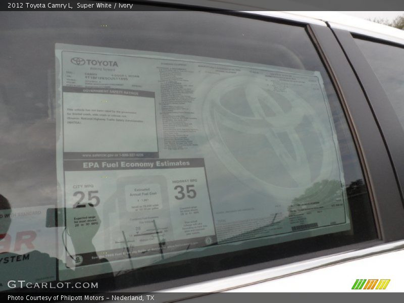 Super White / Ivory 2012 Toyota Camry L