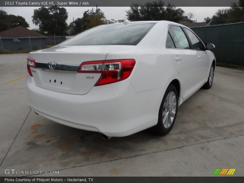 Super White / Ash 2012 Toyota Camry XLE V6