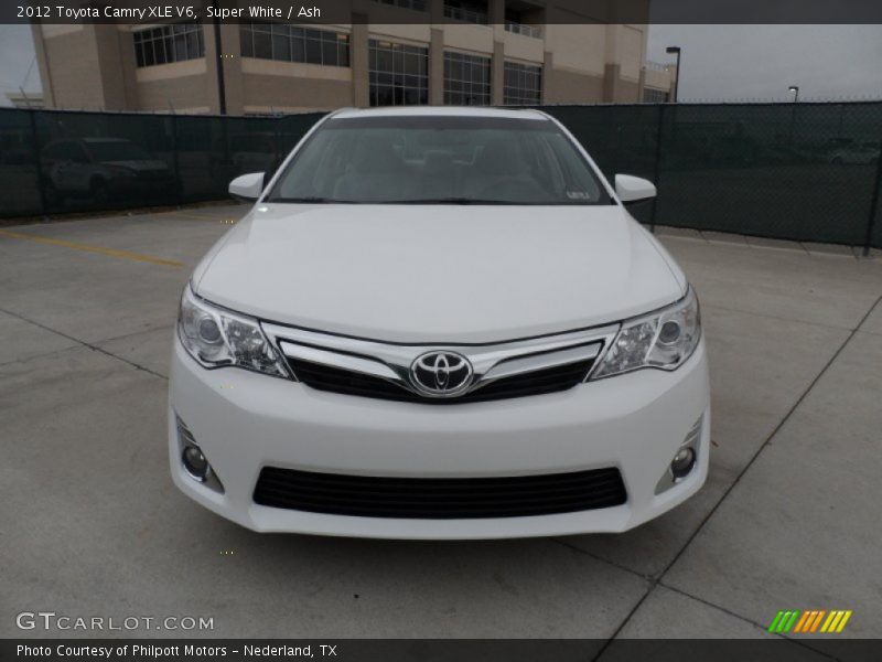 Super White / Ash 2012 Toyota Camry XLE V6