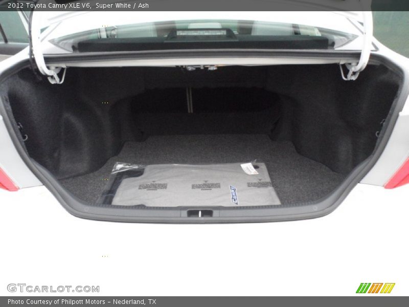 Super White / Ash 2012 Toyota Camry XLE V6