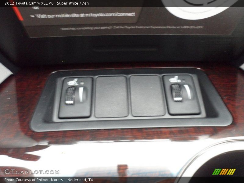Super White / Ash 2012 Toyota Camry XLE V6