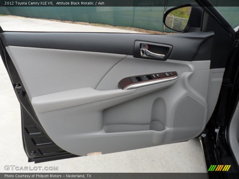 Door Panel of 2012 Camry XLE V6