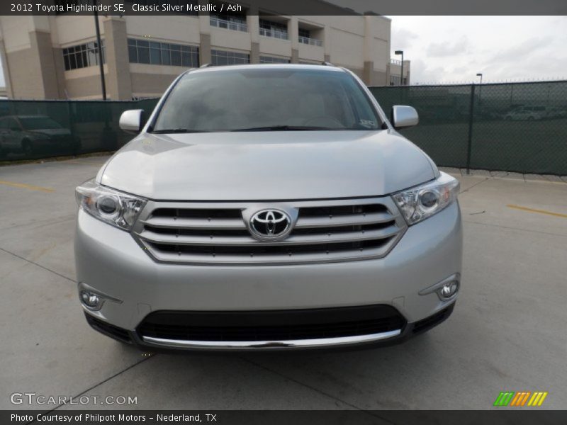Classic Silver Metallic / Ash 2012 Toyota Highlander SE