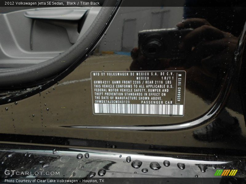Black / Titan Black 2012 Volkswagen Jetta SE Sedan
