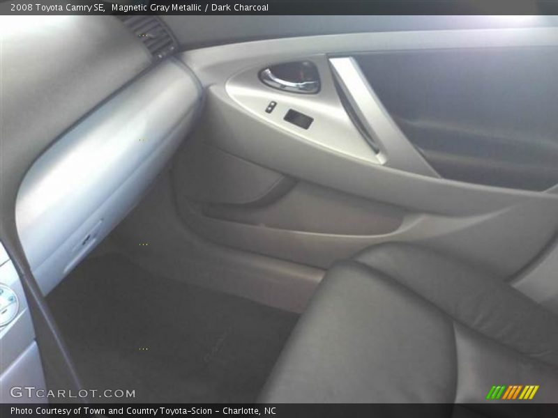 Magnetic Gray Metallic / Dark Charcoal 2008 Toyota Camry SE