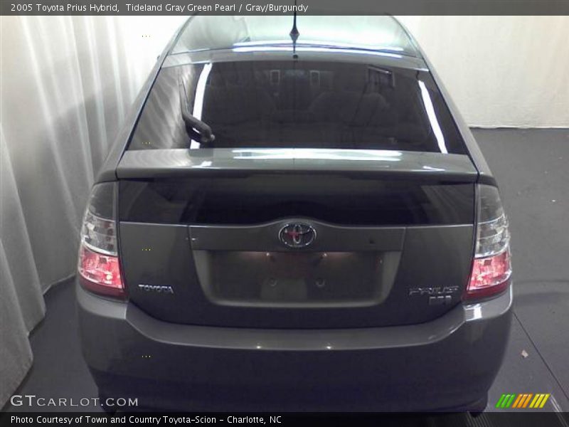 Tideland Gray Green Pearl / Gray/Burgundy 2005 Toyota Prius Hybrid