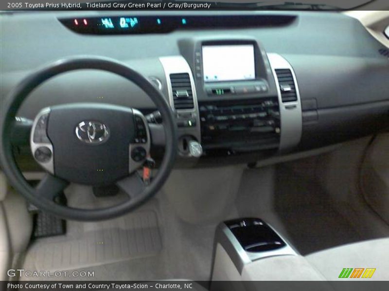 Tideland Gray Green Pearl / Gray/Burgundy 2005 Toyota Prius Hybrid