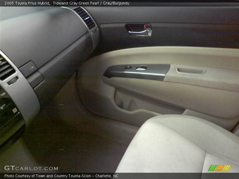 Tideland Gray Green Pearl / Gray/Burgundy 2005 Toyota Prius Hybrid