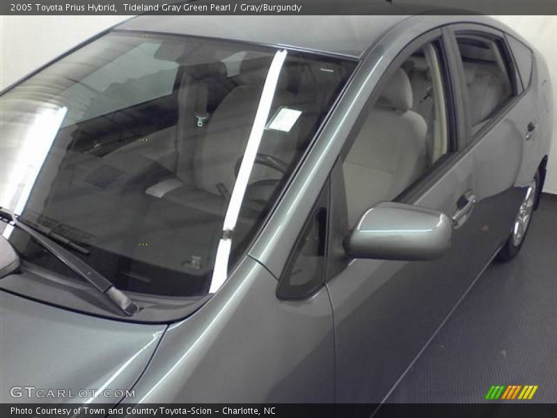 Tideland Gray Green Pearl / Gray/Burgundy 2005 Toyota Prius Hybrid