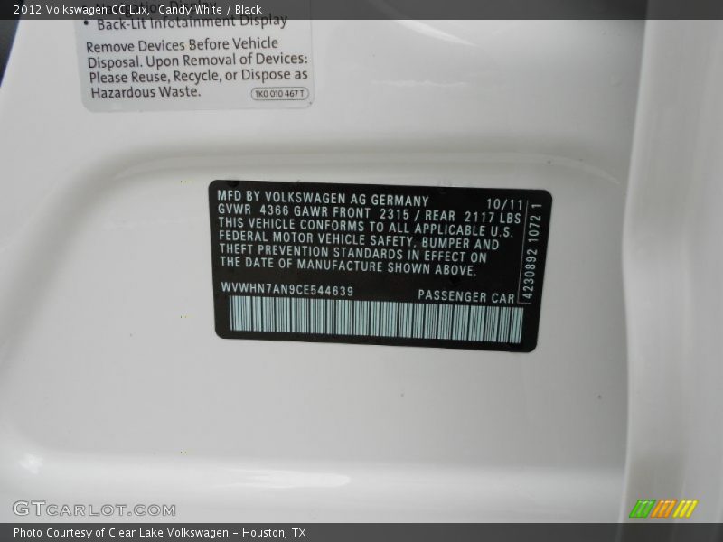 Candy White / Black 2012 Volkswagen CC Lux