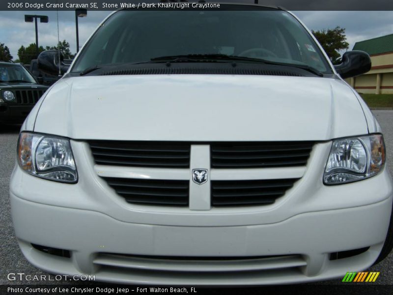Stone White / Dark Khaki/Light Graystone 2006 Dodge Grand Caravan SE