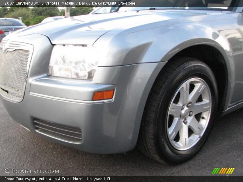 Silver Steel Metallic / Dark Slate Gray/Light Graystone 2007 Chrysler 300