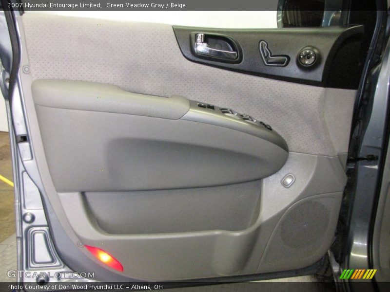 Green Meadow Gray / Beige 2007 Hyundai Entourage Limited