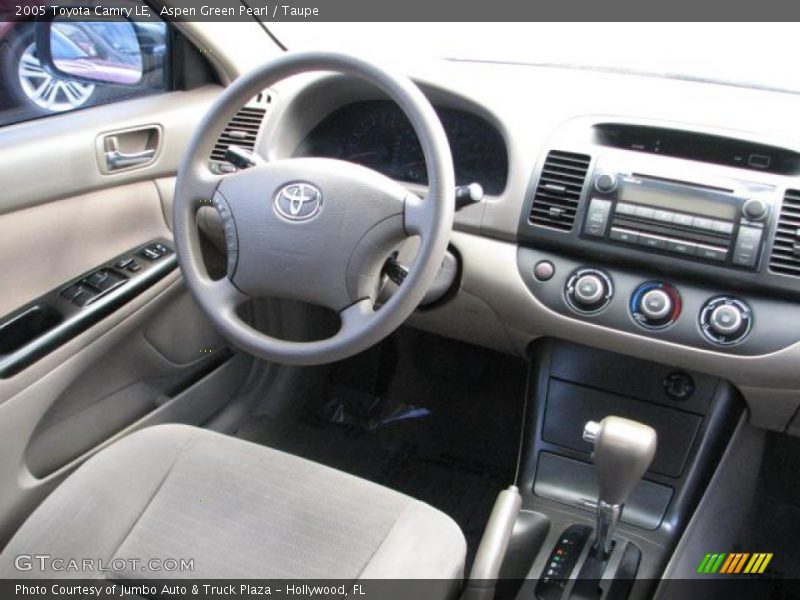 Aspen Green Pearl / Taupe 2005 Toyota Camry LE