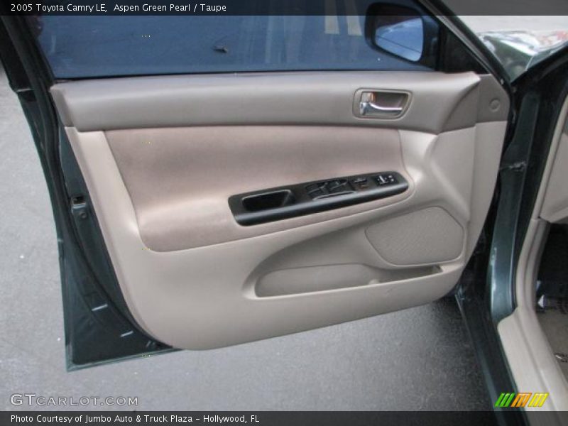 Aspen Green Pearl / Taupe 2005 Toyota Camry LE