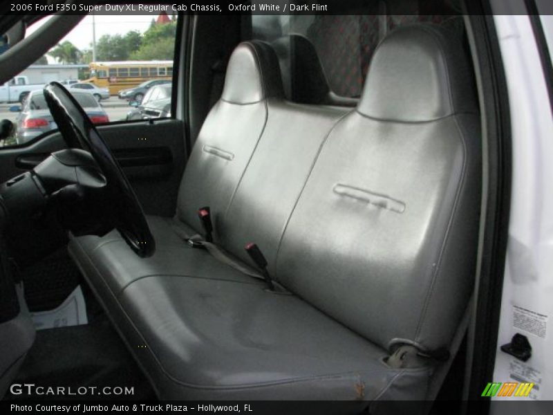 Oxford White / Dark Flint 2006 Ford F350 Super Duty XL Regular Cab Chassis